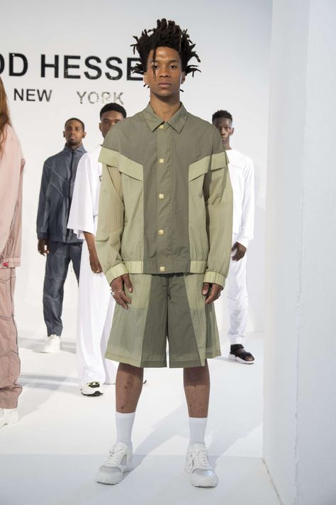 Todd Hessert Spring-Summer 2020 Collection 2020 Runway, Dapper Style, Male Fashion Trends, Mens Wear, Man Style, Male Fashion, Mens Fashion Trends, Fashion Week Spring, New York Fashion Week