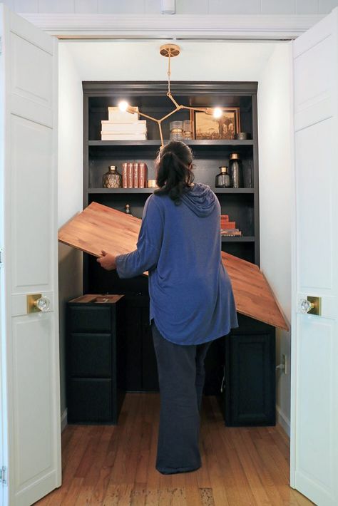 Closet To Office Conversion, Desk In Closet, Closet Turned Office, Cloffice Ideas, Closet Nook, Closet Office Organization, Computer Nook, Craft Room Closet, Closet Desk