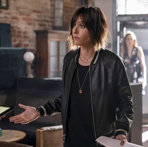 Shane L Word, Leather Jacket For Girls, The L Word Generation Q, L Word Generation Q, Shane Mccutcheon, Katherine Moennig, L Word, Canada Quebec, The L Word