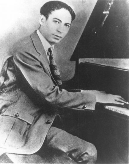 Jelly Roll Singer, Jelly Roll Morton, Jazz Pianist, New Orleans Music, Jazz Songs, The Boogie, Jazz Artists, Piano Player, Boogie Woogie