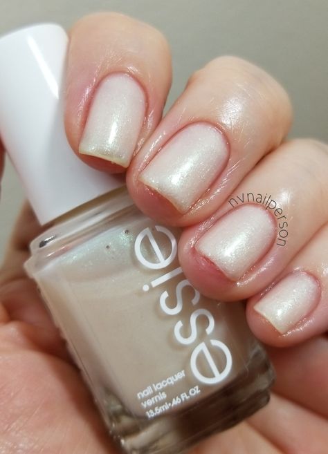 Essie - Going Steady - Soda Pop Shop Collection - 7.15.18 Essie Going Steady, Mani Colors, Cross Nail Designs, Wonder Nails, Ruby Nails, Gold Acrylic Nails, Natural Acrylic Nails, Aqua Nails, Cross Nails