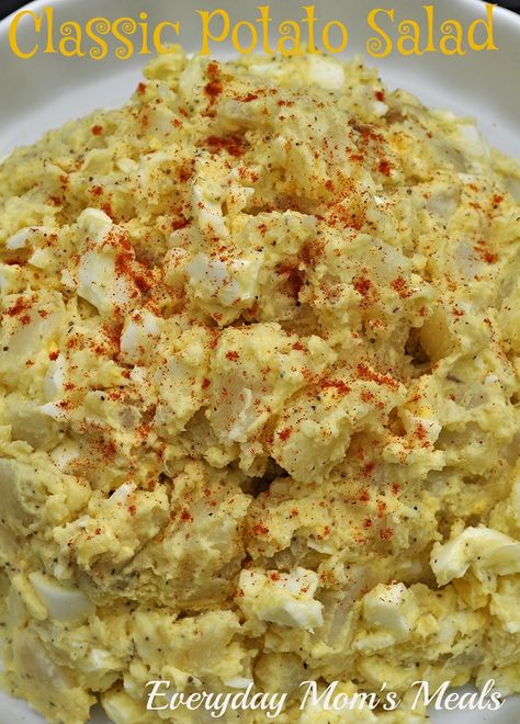 Tater Salad, Old Fashioned Potato Salad, Southern Potato Salad, Celery Salt, Classic Potato Salad, Cold Salad, Potatoe Salad Recipe, Russet Potatoes, Potato Dishes