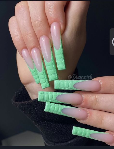 Green Ombre Nails, Green Acrylics, Butterflies Pink, Tapered Square Nails, Nails Stiletto, Drip Nails, Long Square Acrylic Nails, Bling Acrylic Nails, Green Ombre