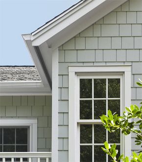 Shingle siding is one of the most popular options for historic homes in Denver. This beautfiul shingle look is created using James Hardie siding and is paired with a gorgeous white trim. Hardie Shingle Siding, James Hardie Siding Colors, Exterior Siding Options, Hardie Board, James Hardie Siding, Shingle House, Shake Siding, Hardie Siding, Siding Options