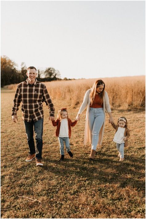 Fall Historic Smithville Park Mini Sessions, NJ | torikelner.com Fall Backdrops, Fall Mini Sessions, Garden Mini, Fall Mini, Fall Family Photos, Perfect Timing, Fall Family, Mini Sessions, Couples In Love