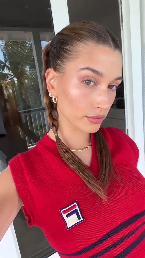 Haley Bieber Hairstyles, Hayley Bieber Hair, Hailey Bieber Hair, Messy French Braids, Hailey Baldwin Street Style, Hayley Bieber, Hairstyles For All Hair Types, Hailey Rhode, Aesthetic Hairstyles