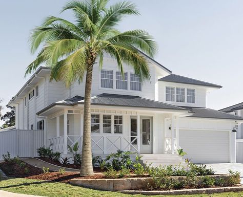 stages-building-new-house-façade-coastal Coastal Facade, Hamptons House Exterior, Building A New House, Coastal Exterior, Coastal Hamptons, Beach House Exterior, Hamptons House, Colour Inspiration, Coastal Farmhouse