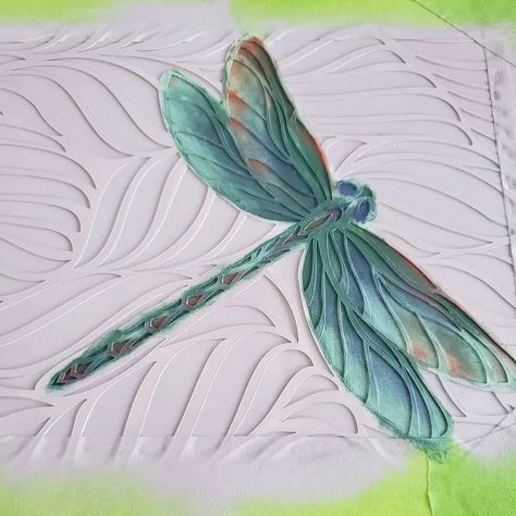 Stencilling a dragonfly How To Paint A Dragonfly, Dragonfly Stencil, Something To Paint, Fairy Stencil, End Table Makeover, Stenciled Table, Dragon Flys, Dragonfly Painting, Using Stencils