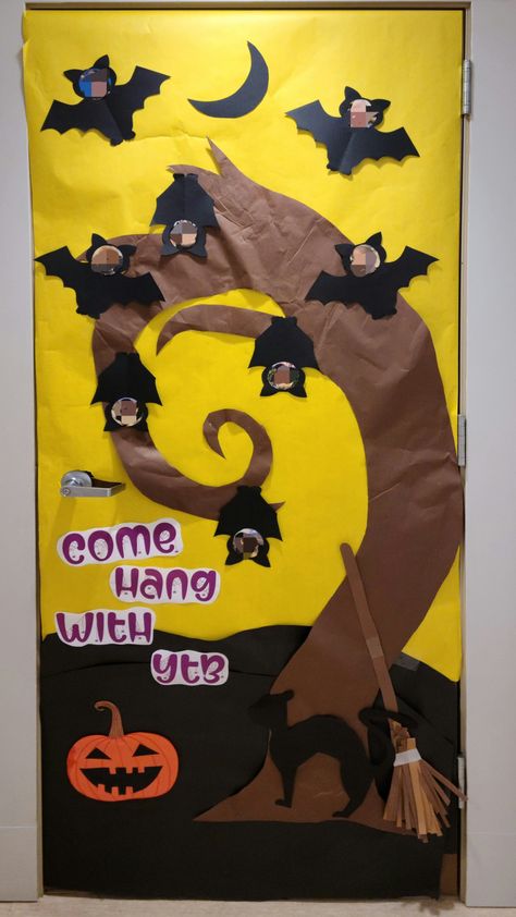 Come Hang With Us Halloween Door, Black Cat Door Decoration, Batty Classroom Door, Bat Door Decorations For School, Bat Door Decoration, Bat Classroom Door, Halloween Toddler Art, Pumpkin Crafts Preschool, School Lunchroom