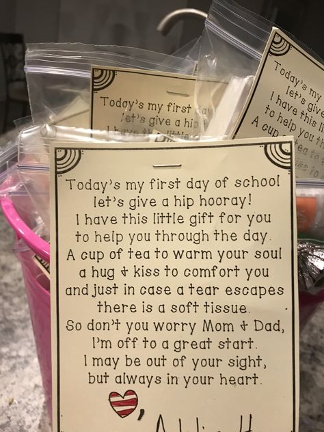 First day of school parent gift poem and care package. #firstdayofschool #backtoschool #teacherspayteachers  #teacherlife #kindergarten #school #teachersofinstagram https://www.teacherspayteachers.com/Product/First-day-of-school-parent-gift-poem-3947426 First Day Of School Notes, Kindergarten Parent Gifts, Preschool Parent Gifts, First Day Poem, Parent Survival Kit, Welcome To Preschool, Preschool Poems, My First Day Of School, Kindergarten Parent