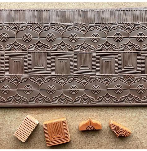 Sarah Pike Pottery Stamps, Sarah Pike Pottery, Pottery Stamps Ideas, Stamped Pottery, Ceramic Stamps, Stamp Texture, Pottery Stamps, Terracotta Jewellery Designs, Ogee Pattern