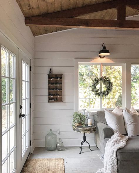 9,312 Likes, 611 Comments - Jessica Jelly | DIY-er (@the_rusticpallet) on Instagram: “These $10 @walmart wreaths are giving me life. Keeping it real simple with Christmas decor in this…” Shiplap Sunroom, Three Season Porch, 3 Season Room, 4 Season Room, Four Seasons Room, Country Modern Home, Three Season Room, White Shiplap, Modern Farmhouse Style