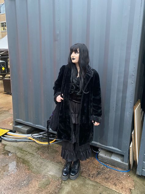 Goth Fur Coat Outfit, Goth Ugg Outfit, Cold Weather Alternative Outfit, Goth Hat Outfit, Trad Goth Winter Outfit, Goth Snow Outfit, Winter Goth Clothes, Goth Fur Coat, Black Afghan Coat Outfit