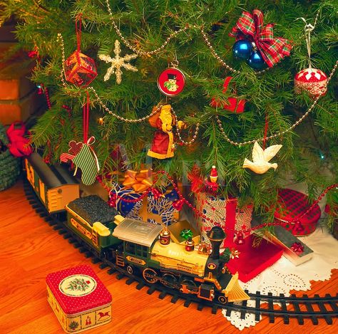 Old fashioned# Christmas#Tree Train Under Christmas Tree, Train Around Christmas Tree, Christmas Tree Train Set, Old Fashion Christmas Tree, Christmas Tree Train, Christmas Train Set, Under The Christmas Tree, Christmas Organization, Christmas Train