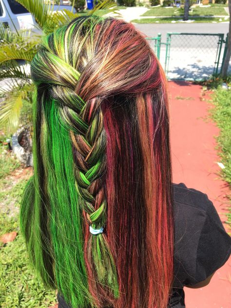 hair strand thinning 350 Hair Color, Pink And Green Highlights, Lime Green Highlights, Pink Chunky Highlights, Bang Cut, Black And Green Hair, Chunky Blonde Highlights, Chunky Highlights, Side Swept Hairstyles