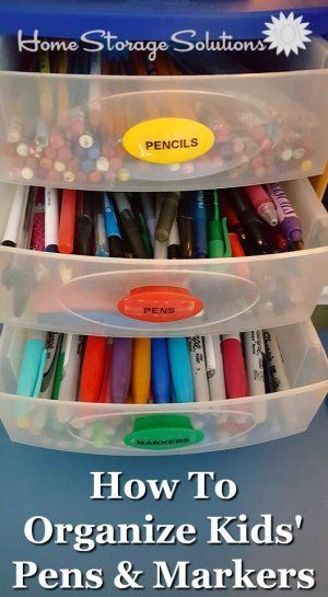 How to organize kids' pens, markers and pencils for both arts and crafts as well as for homework and school projects {on Home Storage Solutions 101} Organize School Supplies, Declutter 365, Organizing Drawers, Kids Playroom Storage, Organize School, Toy Cupboard, Organize Kids, Craft Storage Solutions, Kids Organization