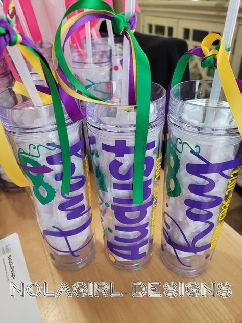 Mardi Gras Favors Ideas, Mardi Gras Bachelorette Party Shirts, Cleopatra Mardi Gras Cups, Mardi Gras Jewelry, Mardi Gras Tumbler, Mardi Gras Wine Glasses, Affordable Wedding Favours, Baby Shower Drinks, Drink Ware