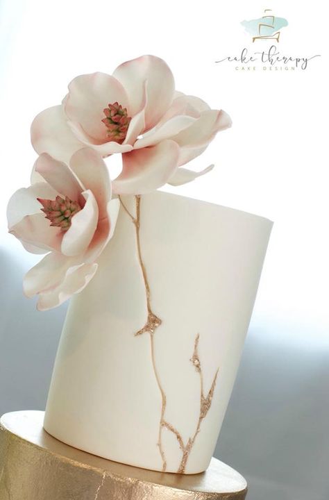 Blush Cake, Magnolia Cake, Girly Cakes, Beautiful Cake Designs, Elegant Birthday Cakes, Modern Cakes, Magnolia Flowers, Modern Wedding Cake, Elegant Cakes