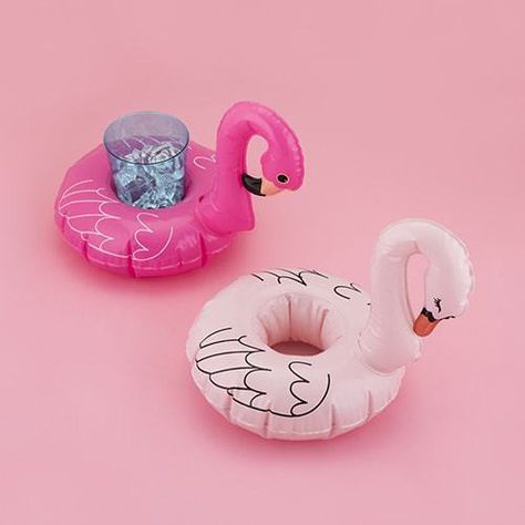 Drink Floaties, Flamingo Drink, Flamingo Pool, Small Birthday Gifts, Party Backdrops, Bridesmaid Luncheon, Vacay Mode, Vacation Vibes, Pool Floats