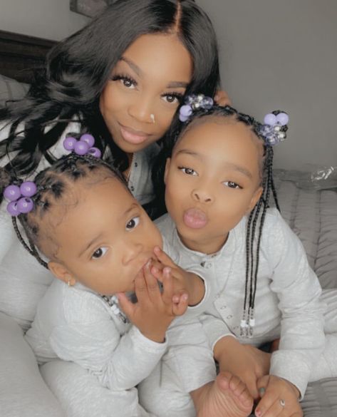 Mom With 2 Daughters, Mom And 2 Daughters, Mom And Daughters, Mother Daughter Aesthetic Black, Mother And Daughter Aesthetic Black, Black Mom And Daughter Aesthetic, Black Mommy And Daughter Aesthetic, Black Mom With 2 Daughters, Mommy Daughter Pictures