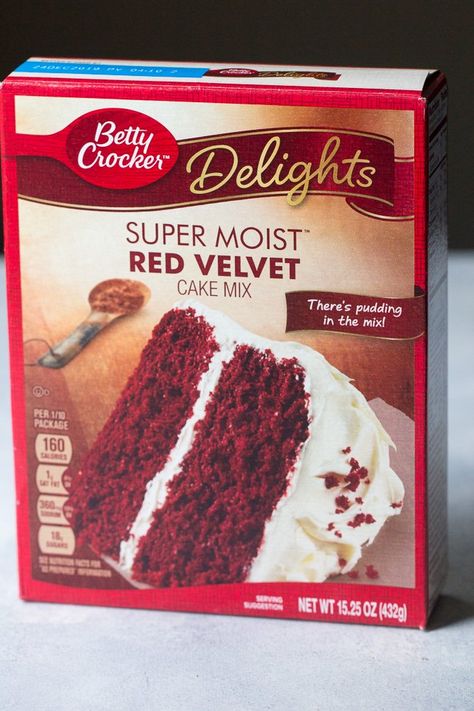 Red Velvet Sandwich Cookies with Cream Cheese Frosting Recipe Betty Crocker Red Velvet Cake, Super Moist Red Velvet Cake, Red Velvet Cake Frosting, Red Velvet Oreo Cookies, Moist Red Velvet Cake, Red Velvet Sandwich Cookies, Cake Mix Cookie, Baking Mix Recipes, Betty Crocker Cake Mix