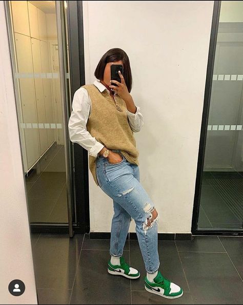 Cute Professional Outfits, Mode Zara, Look Plus Size, Stylish Work Attire, Business Casual Outfits For Work, Air Jordan 1 Retro High Og, Looks Street Style, Classy Casual Outfits, Stylish Work Outfits