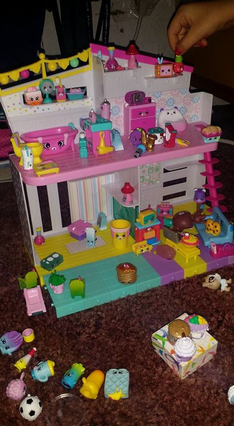 2010s Toys, 2010 Toys, Toys 2000s, 2000s Toys, Shopkins Toys, Nostalgic Pictures, Childhood Memories 2000, Nostalgic Toys, Mini Things