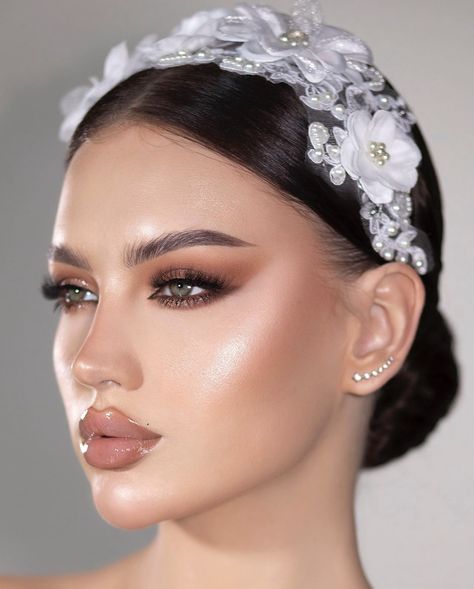 Saudi Makeup Look, Middle Eastern Bridal Makeup, Thailand Makeup, Bird Makeup, Beautiful Bridal Makeup, Sultry Makeup, Wedding Makeup Bride, Face Beat Makeup, Morning Makeup