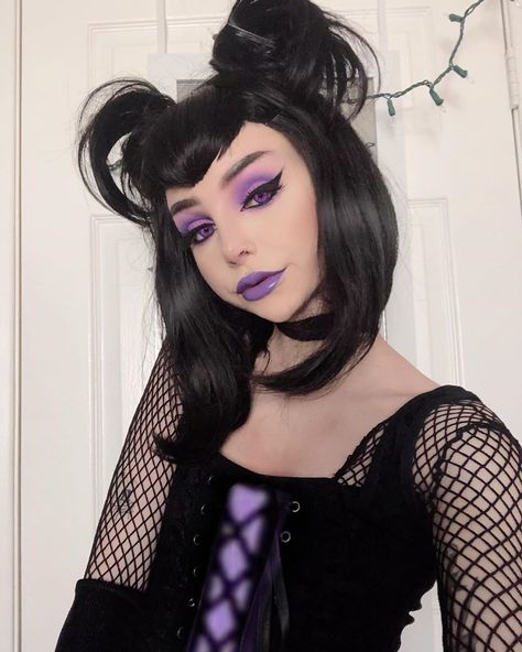 𝕶𝖎𝖗𝖘𝖙𝖊𝖓𝕶𝖆𝖞𝖊 on Instagram: “hi it me the goth qween sam from danny phantom ⚰️🕷🕸 did y’all have a crush on danny too don’t lie?? (pls ignore my lame photoshop job on…” Black Hair Halloween Costumes, Goth Halloween Costume, Best Celebrity Halloween Costumes, Hair Halloween, Halloween Coustumes, Holloween Costume, Celebrity Halloween Costumes, Halloween Costumes Friends, Halloween Costume Outfits