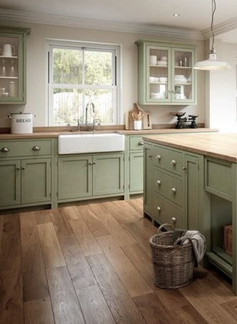 Green Kitchen Cabinets, Remodeling Kitchen, Green Cabinets, Kitchen Cupboard, Kitchen Room Design, Kitchen Inspiration Design, Cabinets Kitchen, Kitchen Redo, Green Kitchen