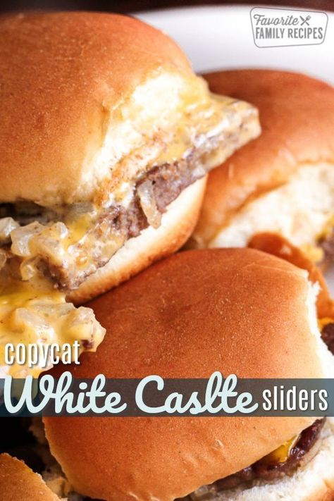 White Castle Sliders Recipes, Onions Caramelized, White Castle Sliders, Cheeseburger Sliders, Appetizer Sandwiches, White Castle, Cooking Homemade, Copycat Restaurant Recipes, Bowl Food