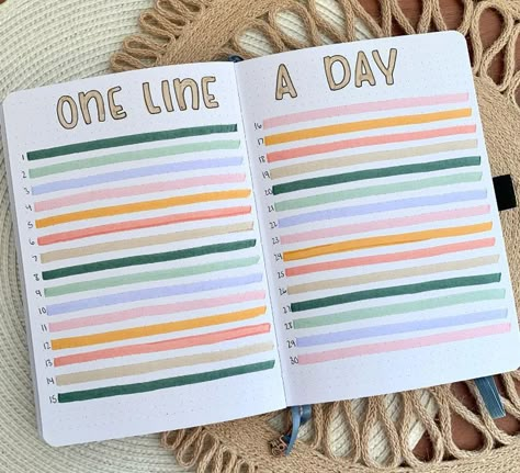 Bullet Journal Ideas: One Line a Day Creative Bullet Journal Ideas, Bullet Journal Lines, Online Bullet Journal, Bullet Journal Topics, Highlight Of My Day, One Line A Day, Daily Bullet Journal, Bullet Journal Monthly Spread, Bullet Journal Ideas Templates