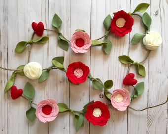 Valentine's day decor | Etsy Snowflake Cutouts Patterns, Garland Valentines Day, Christmas Yarn Wreaths, Felt Flower Garland, Snowflake Cutouts, Valentine Garland, Felt Wreath, Diy Valentines Decorations, Felt Garland