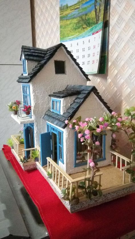 woodworking projects plans step by step. Cardboard House Decoration, Cardboard House Model, Diy House Model, Easy Diy Wood Projects, Carton House, Homemade Bird Houses, Fairy House Crafts, Diy Woodworking Projects, Clay Fairy House