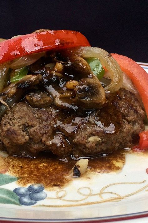 These hamburger steaks with peppers, onions, and mushrooms are a quick and easy hamburger steak recipe! Cook one of the best hamburger steak recipes using ground beef, mushrooms, bell peppers, onion, and garlic. You will love cooking this ground beef recipe for and easy weeknight dinner! Best Hamburger Steak, Recipes Using Steak, Easy Hamburger Steak, Hamburger Steak With Onions, Peppers Onions Mushrooms, Ground Beef Mushrooms, Steak With Onions, Ground Beef Patties, Hamburger Steak Recipes