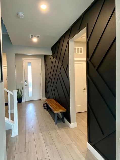 Black Accent Wall Entryway, Sherwin Williams Black Magic, Accent Wall Hallway, Black Accent Wall Living Room, Sherwin Williams Black, Black Accent Wall, Accent Wall Entryway, House Renos, Black Feature Wall