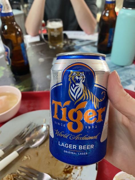 Tiger Beer, Lager Beer, Bear Wallpaper, Energy Drink Can, Red Bull, Beverage Can, Cute Wallpapers, Beer, Drinks