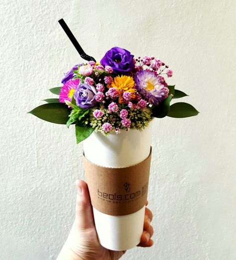 flower Flowers In Cups Floral Arrangements, Flower Cups, Flower Shop Decor, Flower Truck, Flower Bouquet Diy, Brand Shoot, Flower Cup, Flowers Arrangements, Flower Packaging