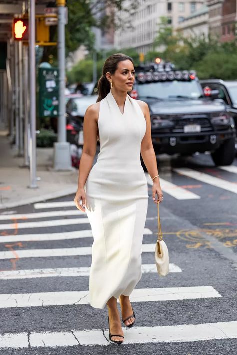 Nada Adelle in a sleeveless white gown with a white a gold bag White Sleeveless Top Outfit, White Bag Outfit, Nada Adelle, Sleeveless Top Outfit, Wedding Reception Outfit, Reception Outfits, Reception Outfit, Modest Casual Outfits, Second Wedding