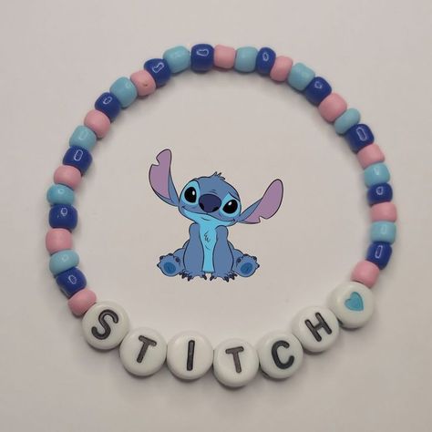 Seed And Clay Bead Bracelets, Cute Pony Bead Bracelets, Lilo And Stitch Bracelet, Bracelet With Clay Beads, Summer Bracelet Ideas, Seed Bead Bracelet Ideas, Make Clay Beads, ليلو وستيتش, Diy Kandi Bracelets