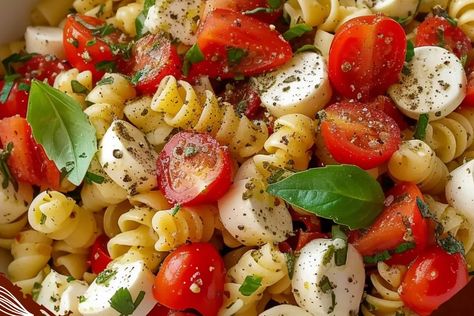 Caprese Pasta Salad Recipes, Cream Cheese Spinach, Dessert House, Caprese Recipes, Mozzarella Balls, Caprese Salad Recipe, Caprese Pasta Salad, White Balsamic, Caprese Pasta