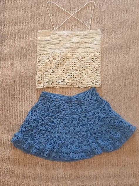 Latest crochet skirt pattern Crochet Baby Skirt, Crochet Baby Cardigan Pattern, Knit Skirt Pattern, Crochet Floral Top, Skirt Pattern Free, Frilly Skirt, Gorgeous Crochet, Crochet Skirt Pattern, Baby Cardigan Pattern