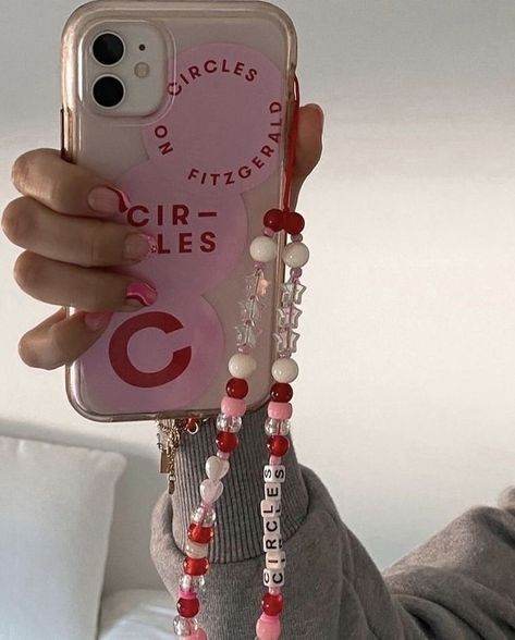 Phone Charms Aesthetic, Charms Aesthetic, Casetify Case, Diy Iphone Case, Iphone Cases Cute, Gadgets Technology Awesome, Charm Holder, Pretty Phone Cases, Iphone Se Case