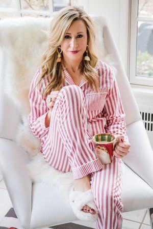 Fancy Christmas Pajamas, Women’s Christmas Pajamas, Christmas Pajamas Aesthetic, Christmas Pajamas Women, Pajamas For Christmas, Christmas Morning Outfit, Adult Christmas Pajamas, Pajamas For Teens, Ladies Pajamas