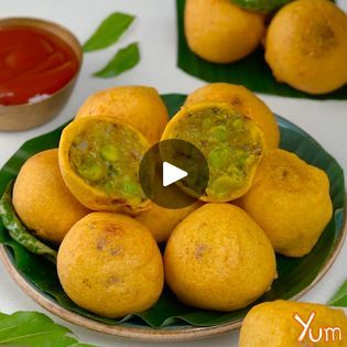 Aloo Bonda | Aloo Bonda Recipe* in the comment section! | By Yum Aloo Bonda Recipe, Bonda Recipe, Veggie Dishes, Quick Saves