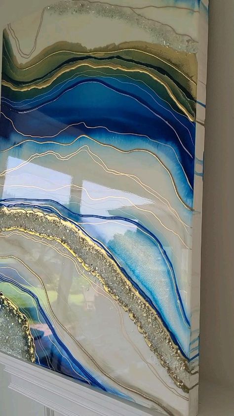 Geode Living Room, Resin Art Canvas, Resin Art Painting, Geode Art, Resin Wall Art, Acrylic Pouring Art, Paint Pouring, Resin Artwork, Pouring Painting