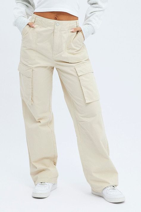 Fabric: No StretchGender: WomenAge: AdultBody Length: Full LengthSeason: Autumn/WinterStyle: CasualWaistline: Low RiseFit: Regular FitMaterial: CottonLabel: Ally FashionMaterial Group: CottonSub-Category: BTMLStyle Code: BT2946-84PB Cargo Pants Low Rise, Beige Cargo Pants, Pants Low Rise, Beige Cargo, Fashion Seasons, Cargo Pants, Low Rise, Winter Fashion, Full Length