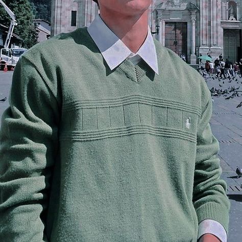 ©min.shookgi • Give Credits Collar Under Sweater Outfit Men, Dress Shirt Under Sweater Men, Shirt Under Sweater Outfit Men, Sage Green Outfit Men, Polo Under Sweater, Green Boy Aesthetic, Hopper Croakington Ii, Shirt Under Sweater Outfit, Dress Shirt Under Sweater