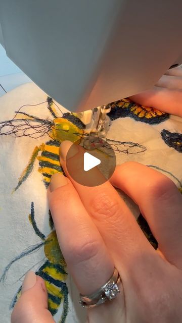 Brandi Kole on Instagram: "Mixed media bees with free motion embroidery and acrylic paint on interfacing 🐝🐝🐝

I try to use recycled materials whenever I can. I found a big roll of interfacing at a yard sale a few years ago and it’s still going strong. 

Interfacing one of my favorite materials to use. It feels like a mix between paper and fabric- it’s perfect for mixing painting and sewing.

#textileart #fiberart #mixedmediaart #sewing #embroidery #bordado #contemporaryart #mixedmedia #Instaart #broderie" Embroidered Stitches, Free Motion Embroidery, Sewing Embroidery, Yard Sale, I Try, Mixed Media Art, Textile Art, Recycled Materials, Acrylic Paint