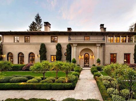 13 Outrageous Homes For Sale In Silicon Valley's Wealthiest Enclave | Business Insider Atherton California, Italian Country, Exclusive Homes, Italian Villa, Luxury Estate, Expensive Houses, Luxury Homes Interior, Best Places To Live, Colonial Style